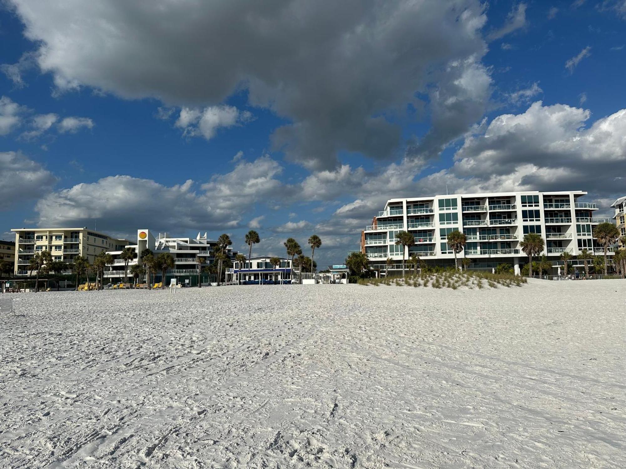 Sea Crest Aparthotel Point O'Rocks Luaran gambar