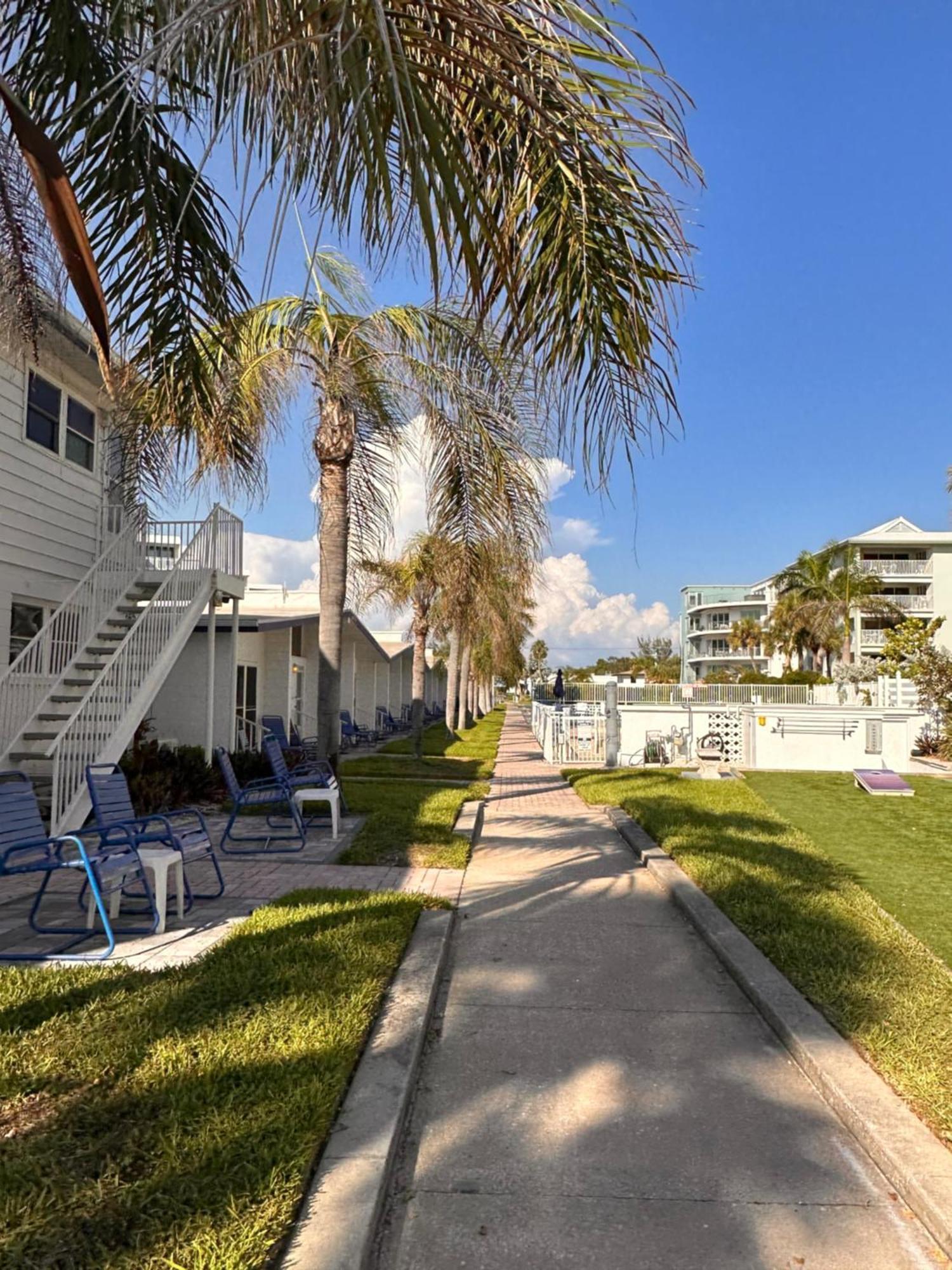 Sea Crest Aparthotel Point O'Rocks Luaran gambar