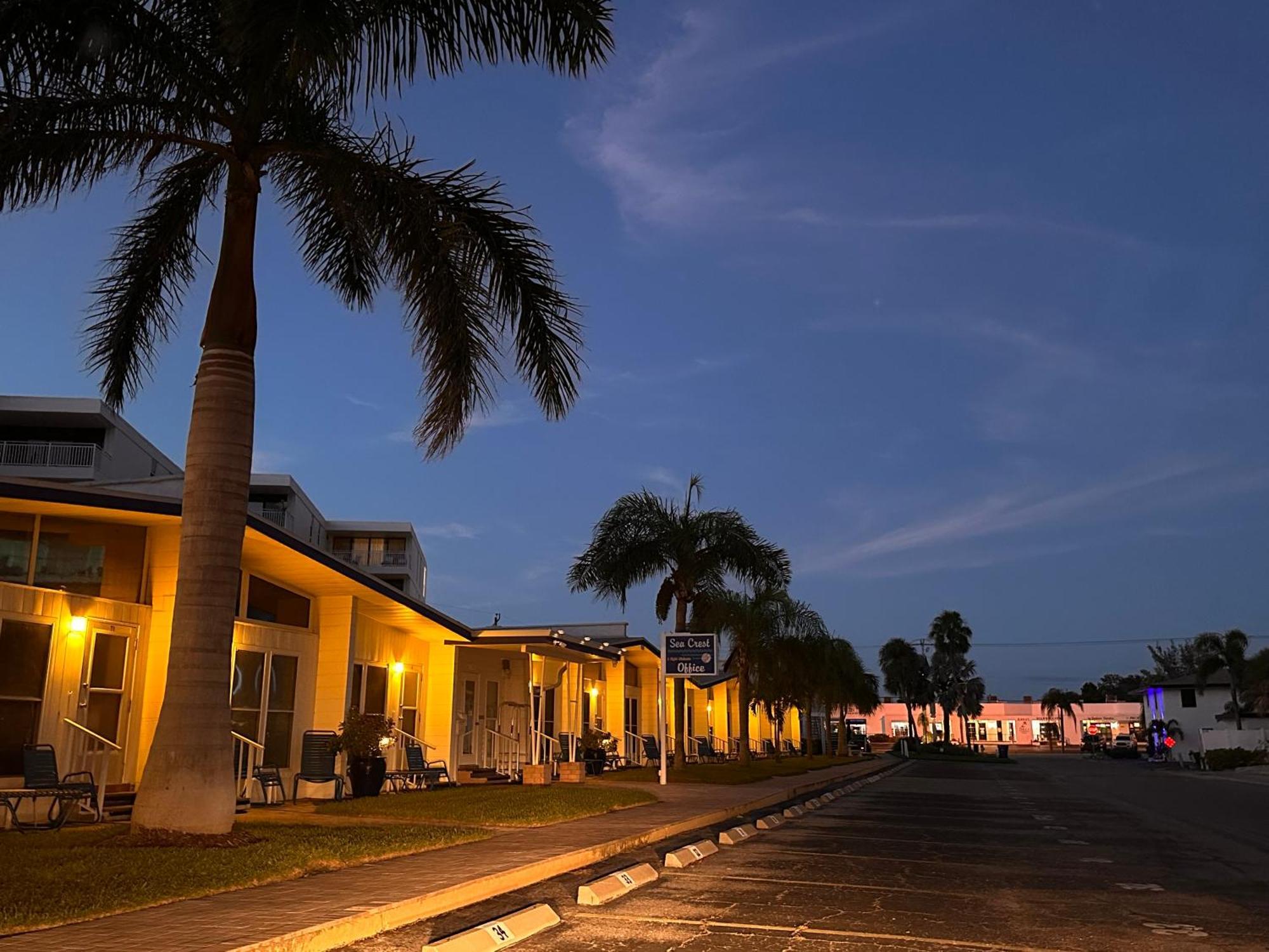 Sea Crest Aparthotel Point O'Rocks Luaran gambar