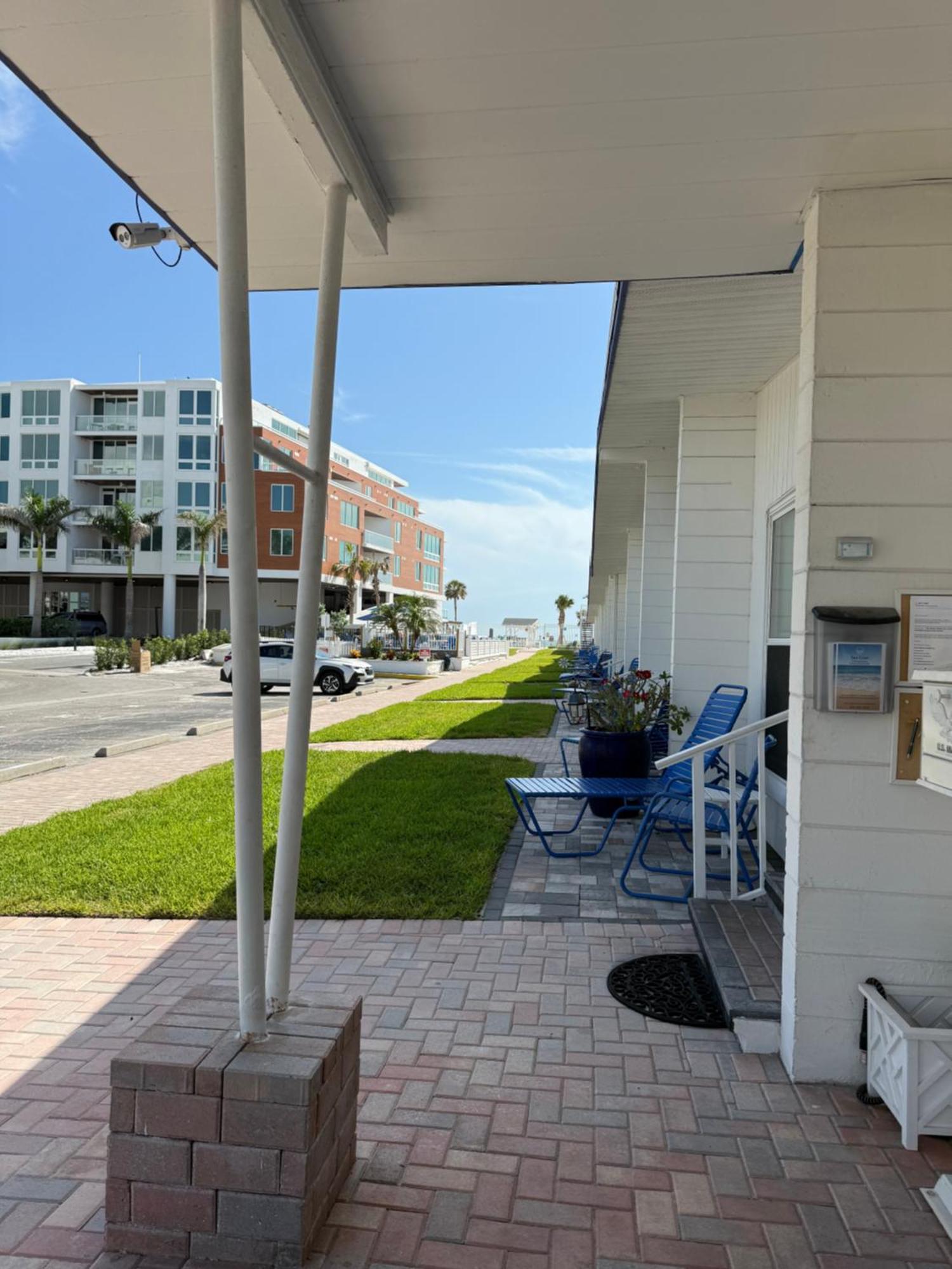 Sea Crest Aparthotel Point O'Rocks Luaran gambar